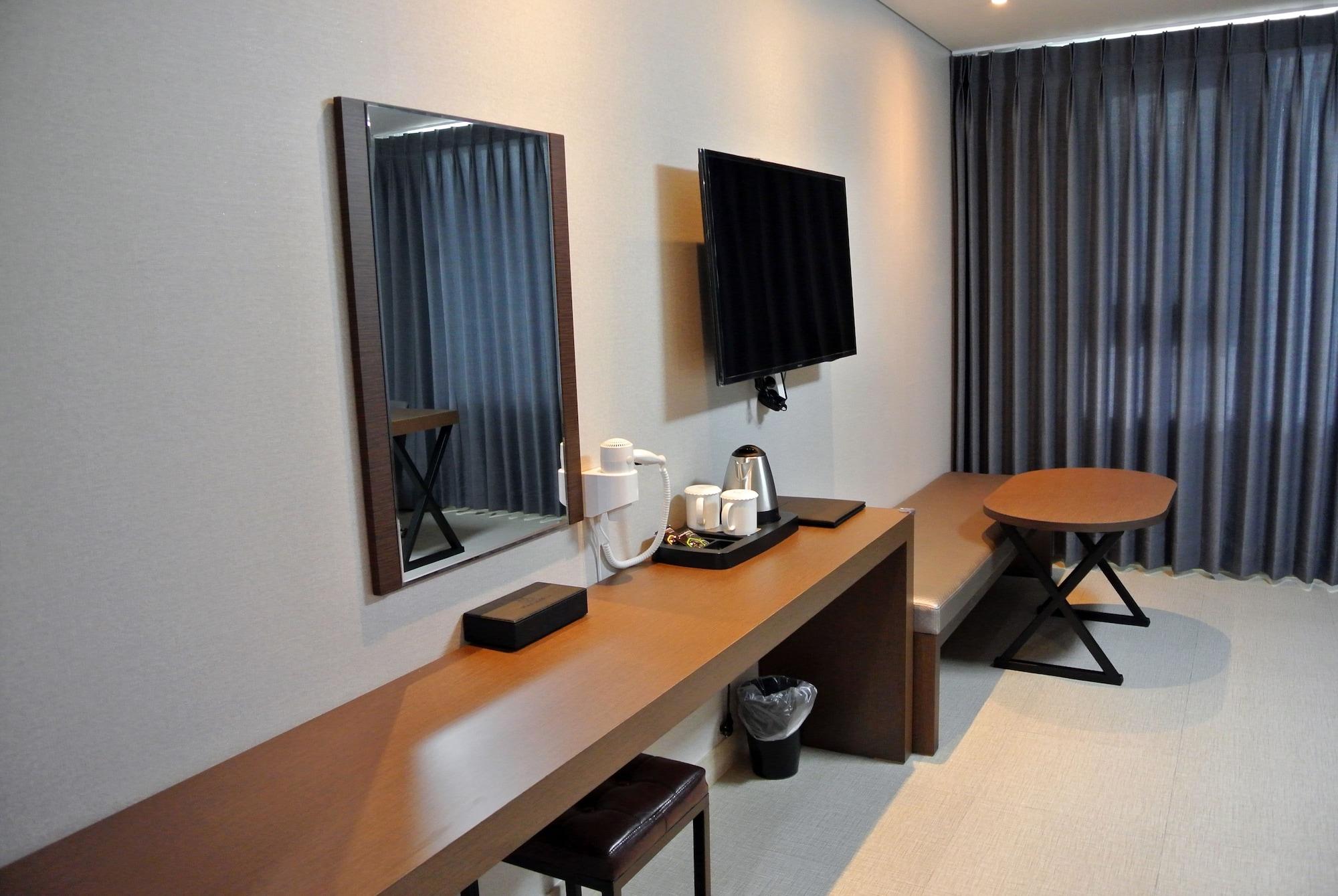 Jeju Noblesse Hotel Екстер'єр фото