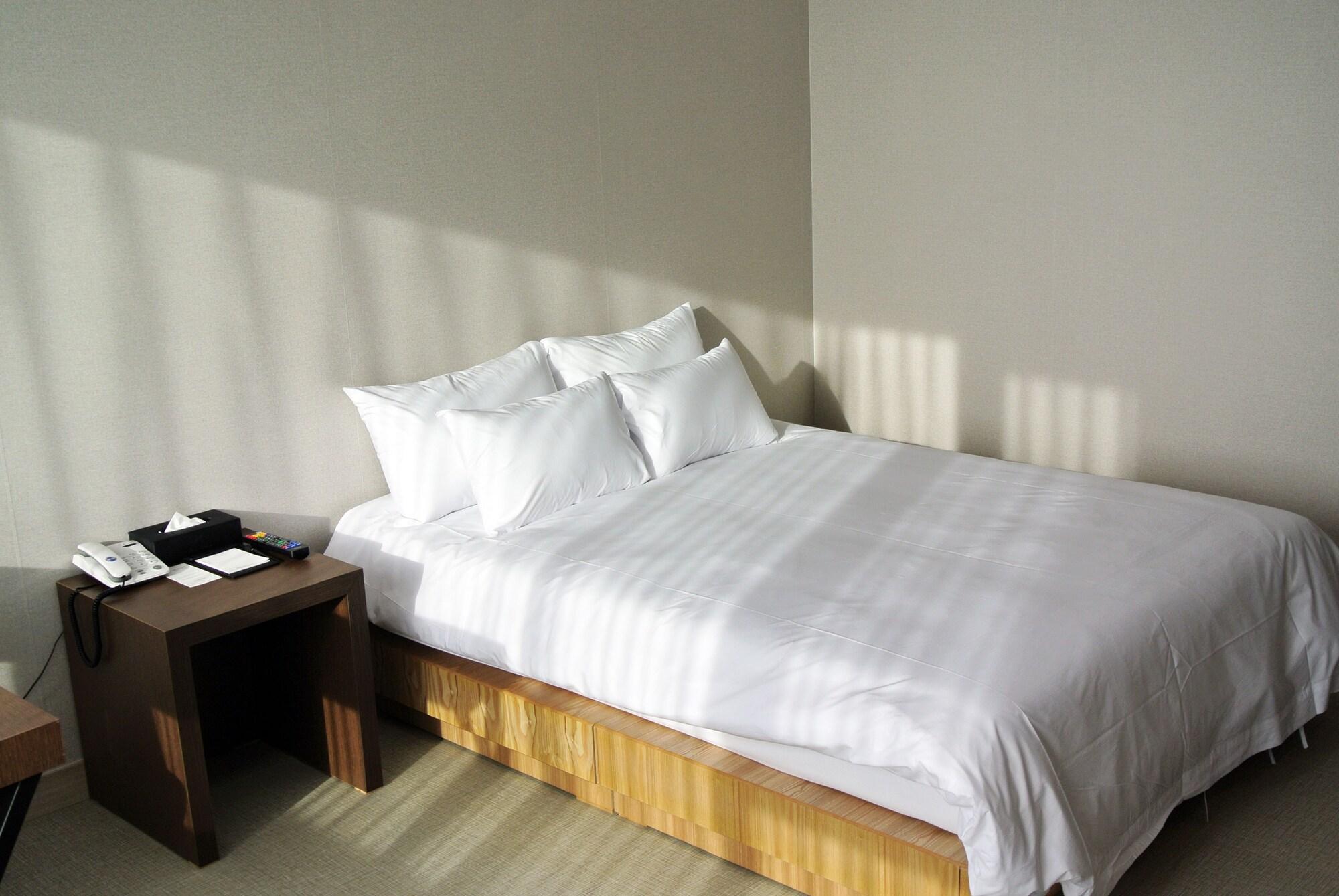 Jeju Noblesse Hotel Екстер'єр фото